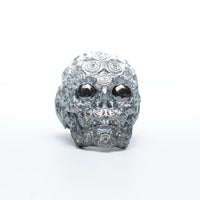 W ROSES SKULL STONE RING