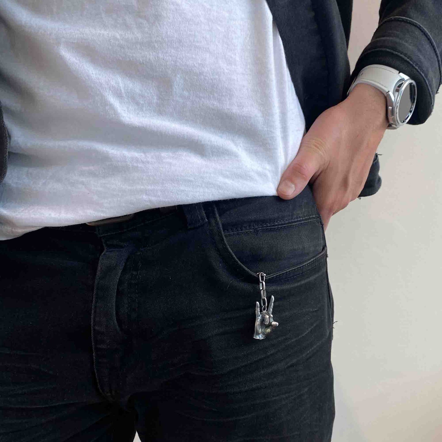 R&J HAND KEY CHAIN