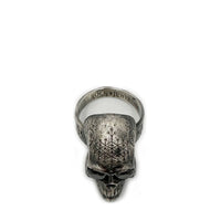 SKULL CARVED HEART RING ONIX EYES