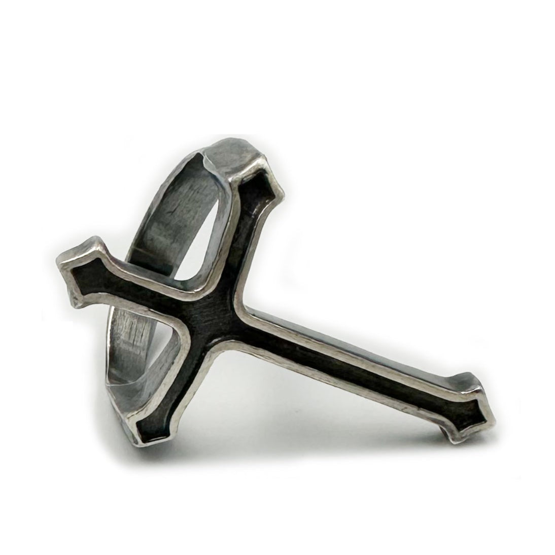 SINGLE SILVER CROSS