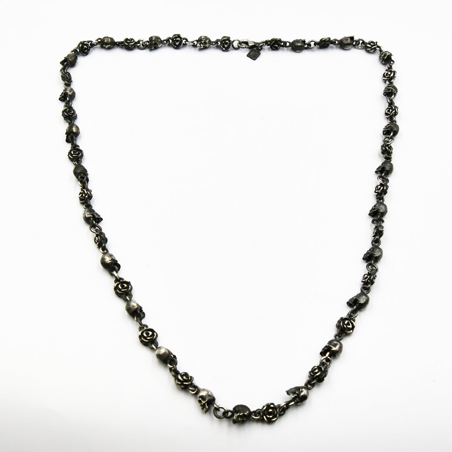 SKULLS & ROSES NECKLACE