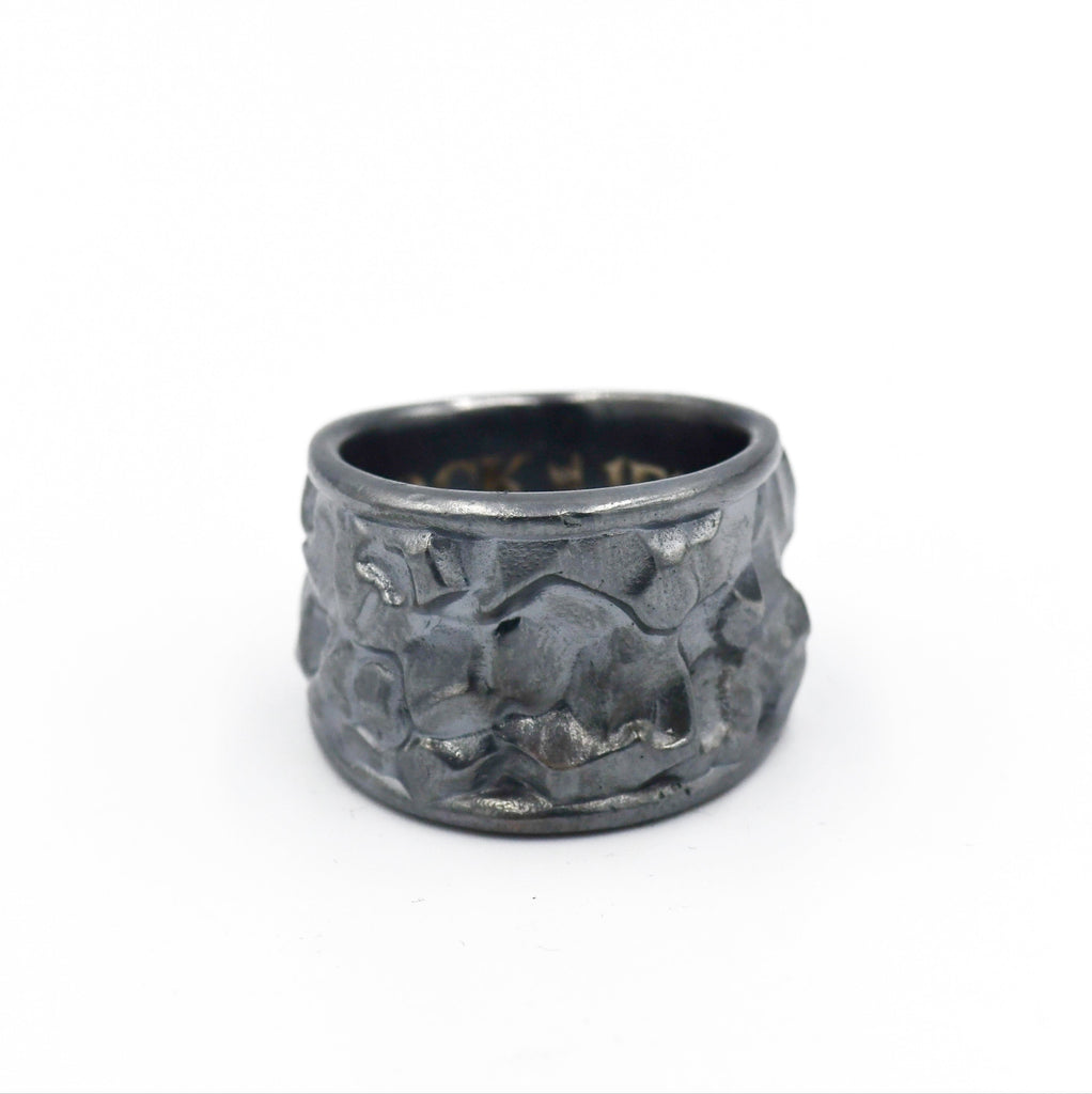 ROCKY RING DARK