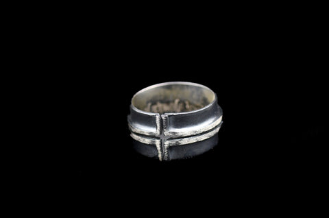 ROUNDED CROSS RING