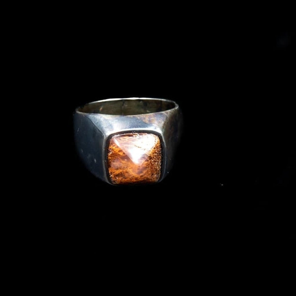 AGATHA PIRAMIDE RING - Rock and Jewel