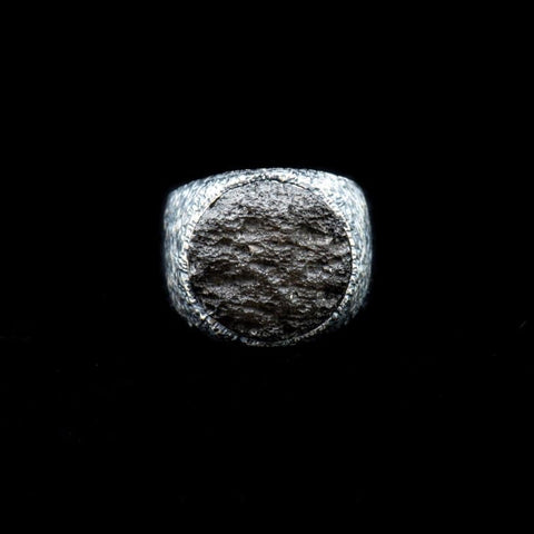 BLACK LAVA RING