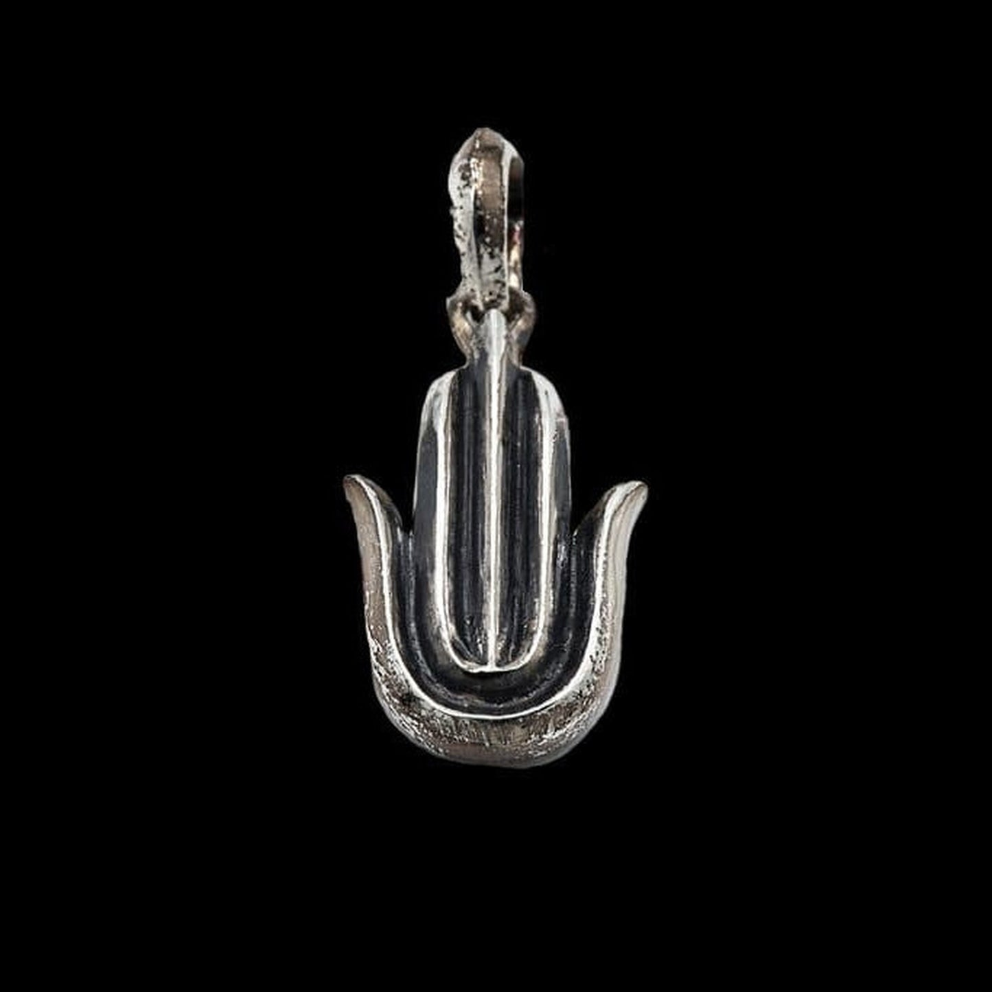 BLACK ROCK STAR HAMSE HAND - Rock and Jewel