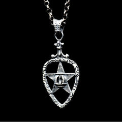 CROWN STAR GUITAR PICK