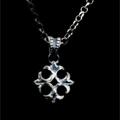 FLOR DE LIS CROSS