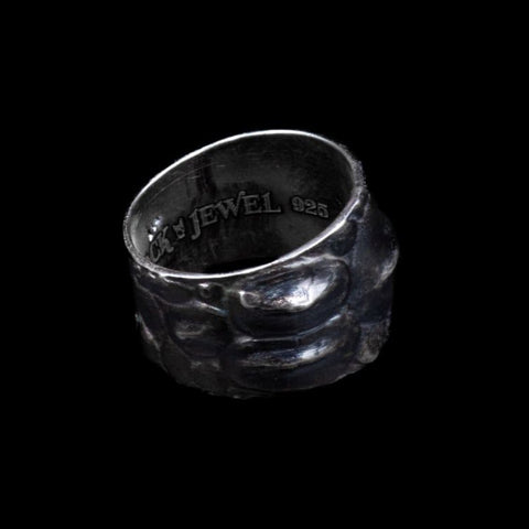 LIZARD RING DARK