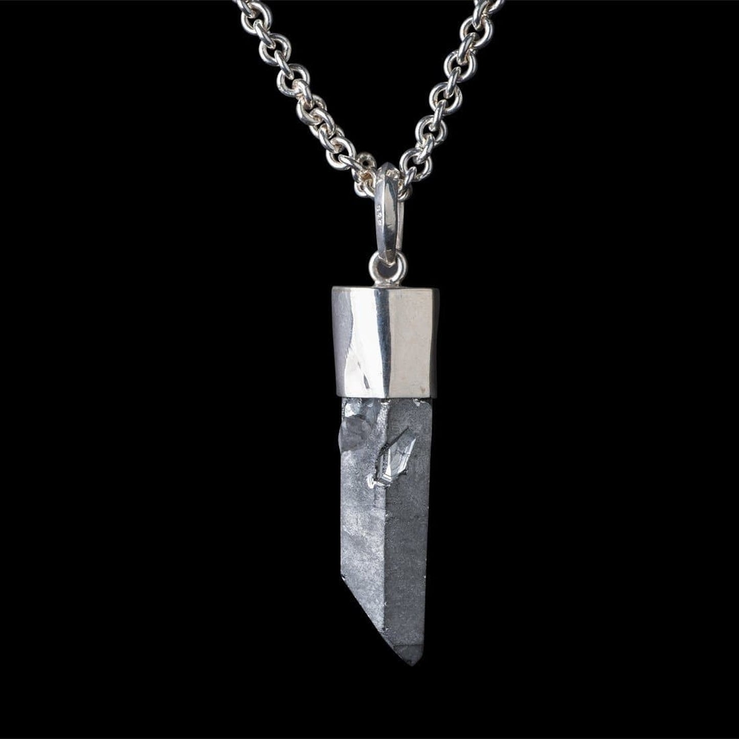 SILVER QUARTZ - Rock and Jewel