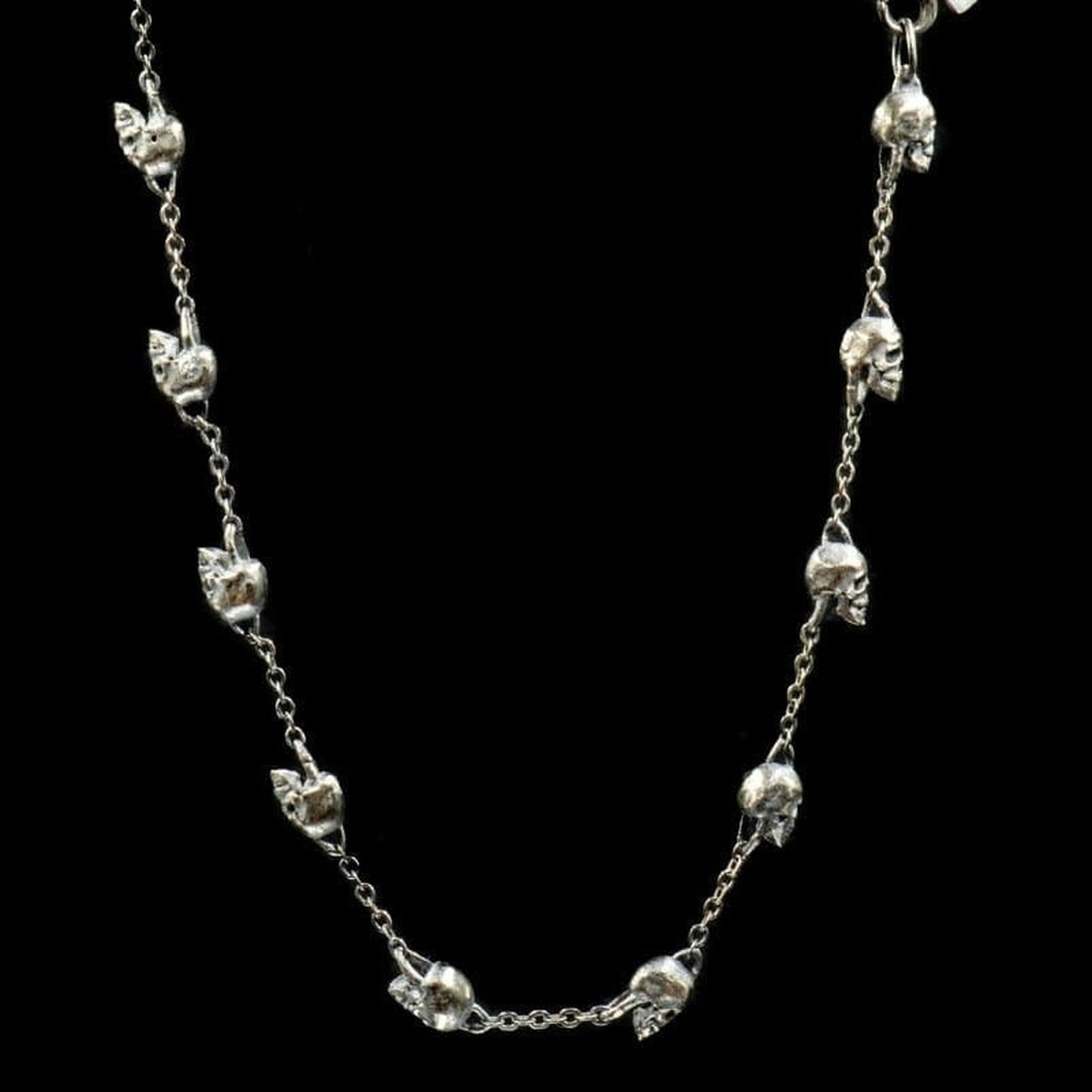 SKULLS SILVER NECKLACE - Rock and Jewel
