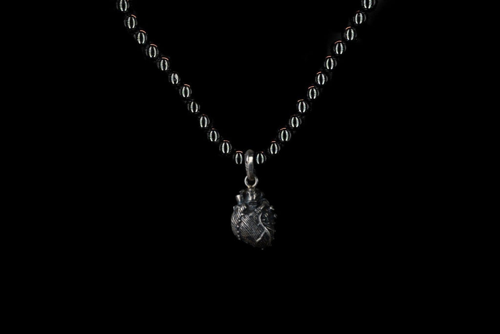 SMALL OBSIDIAN ANATOMIC HEART NECKLACE - Rock and Jewel