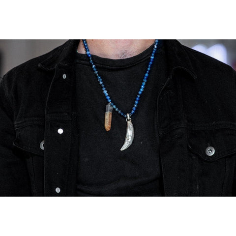 SODALITE LIONS FANG W QUARTZ