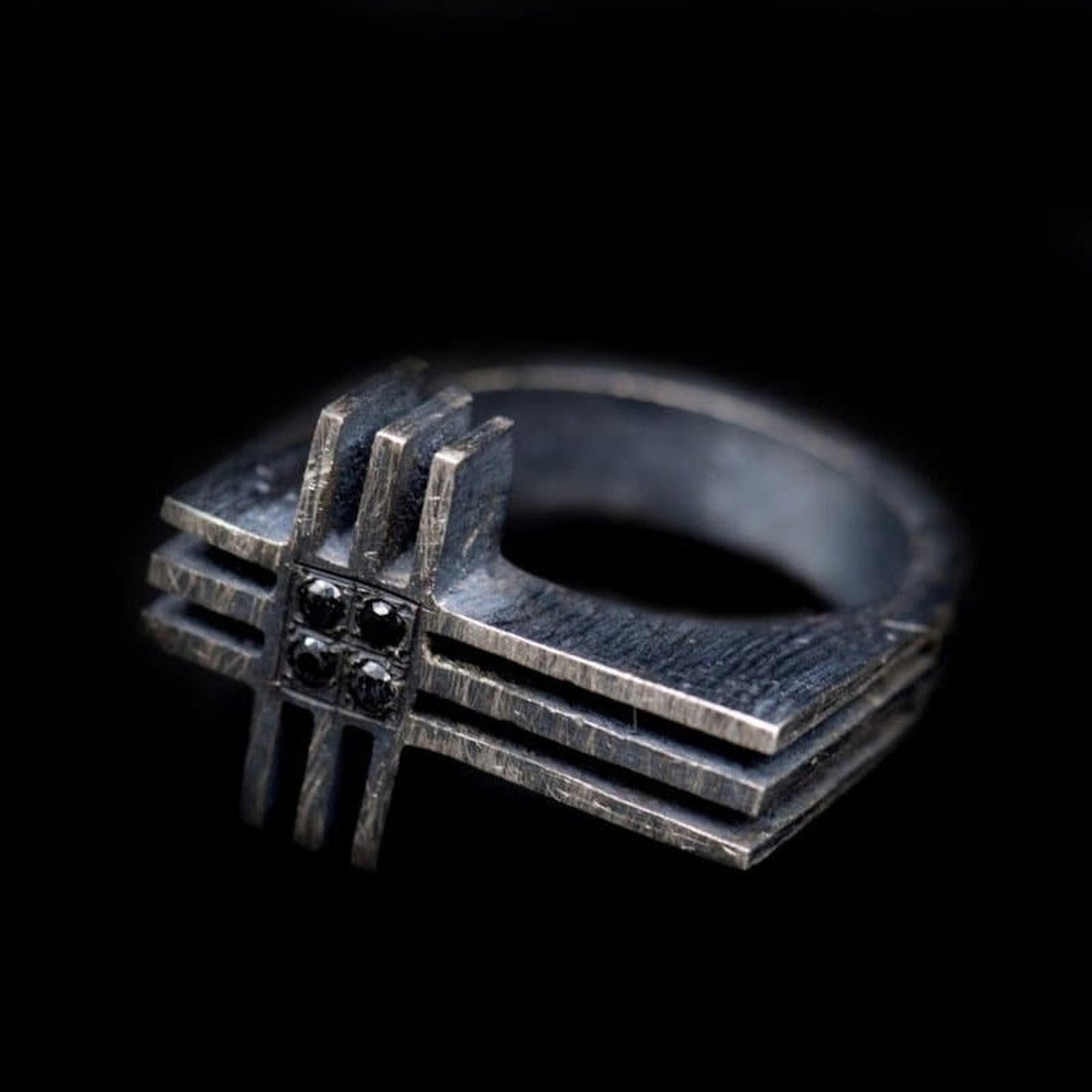 STRIPE CRUZ RING - Rock and Jewel