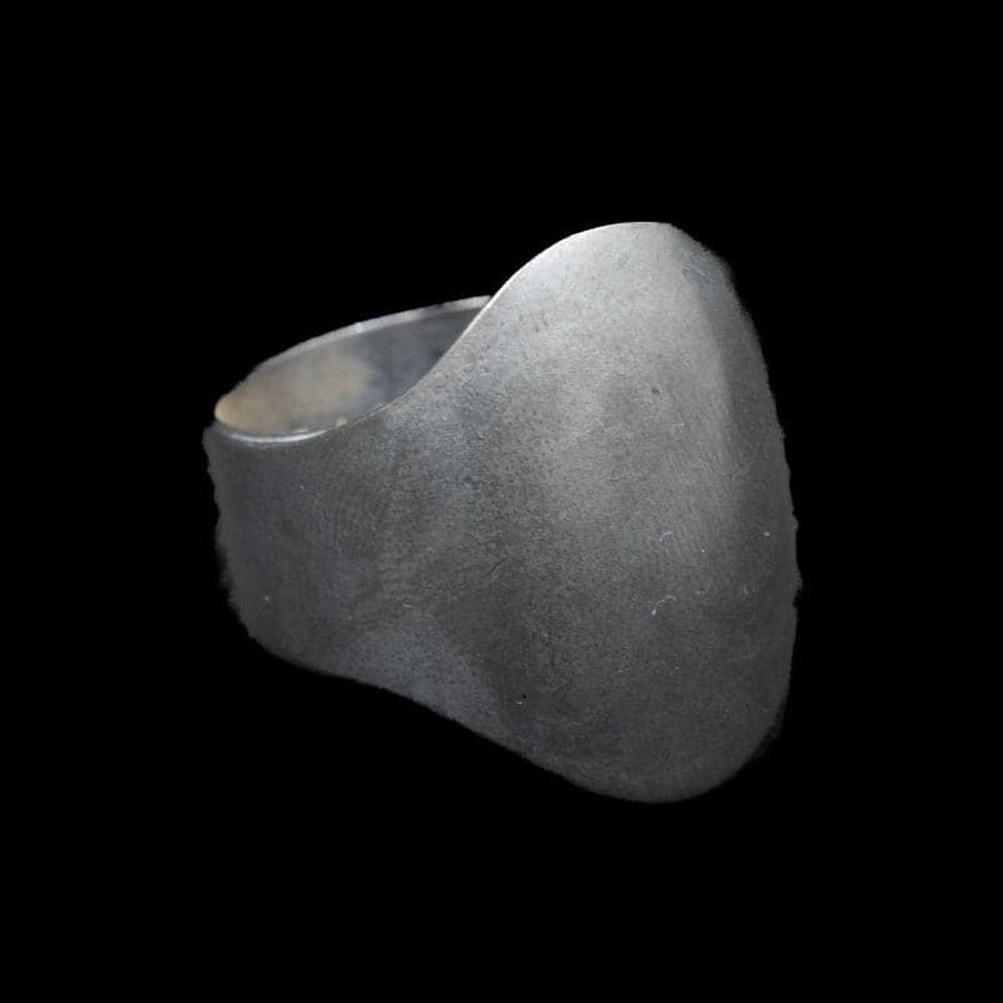 TAG RING - Rock and Jewel