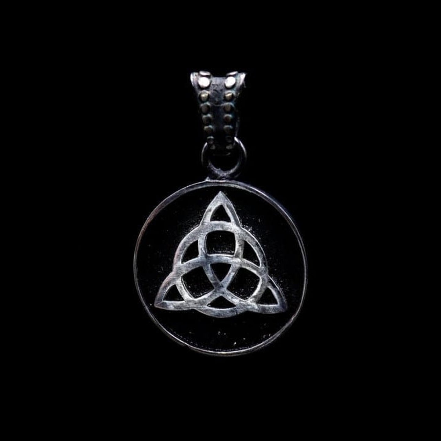 TRIQUETA PENDANT - Rock and Jewel