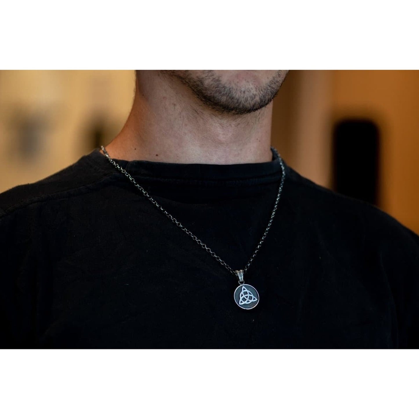 TRIQUETA PENDANT - Rock and Jewel