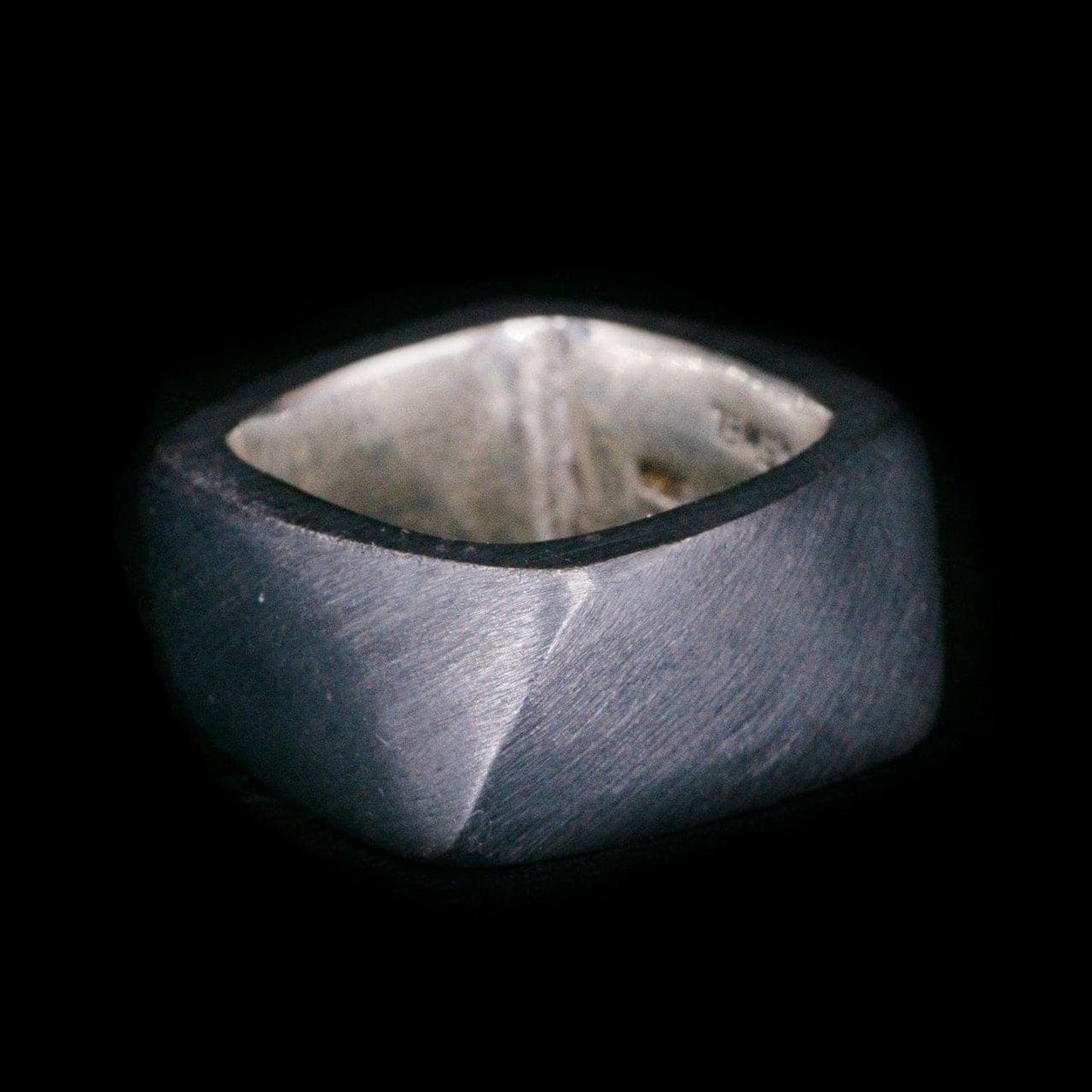 TWISTED CUBE - Rock and Jewel