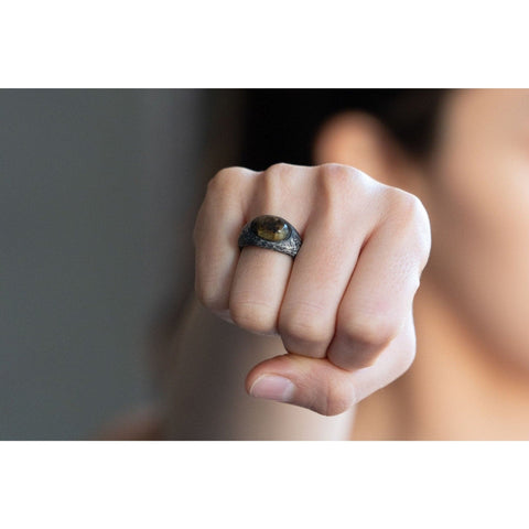 W AMBAR EYE RING