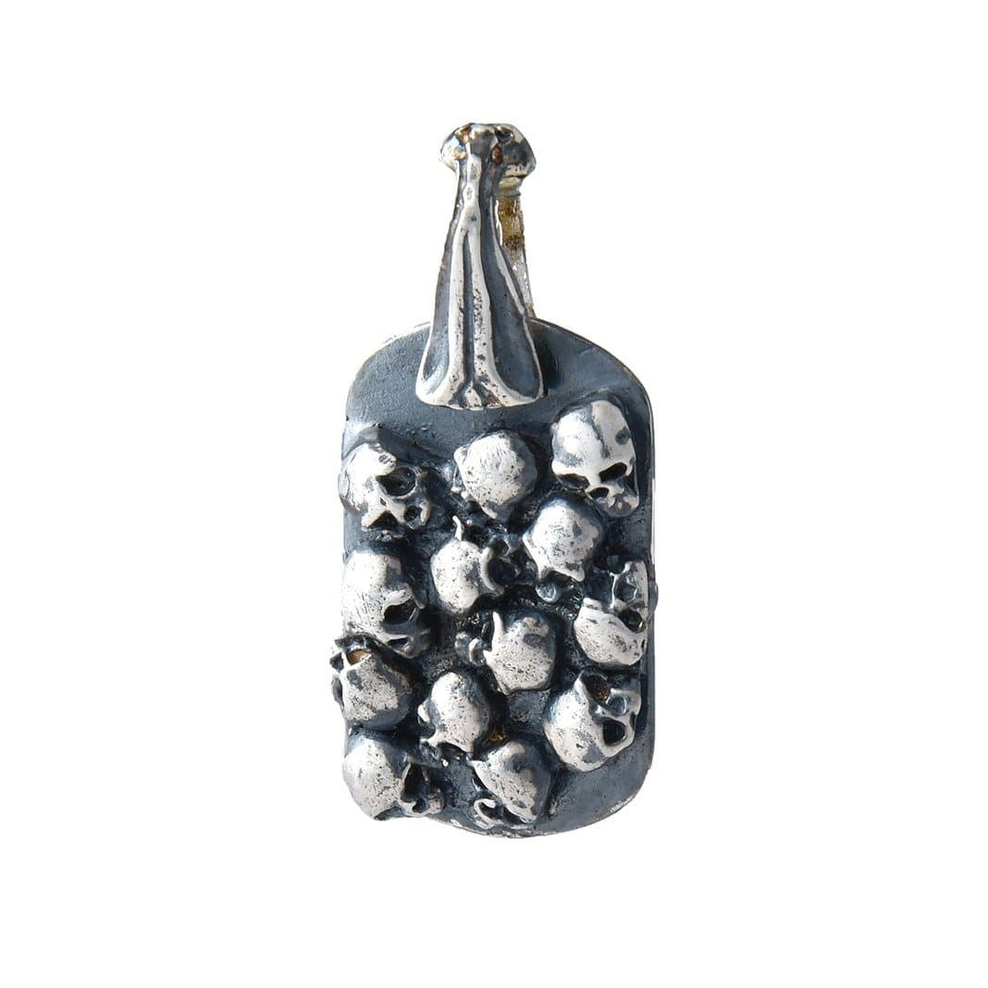 WALL SKULLS DOG TAG