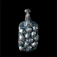 WALL SKULLS DOG TAG